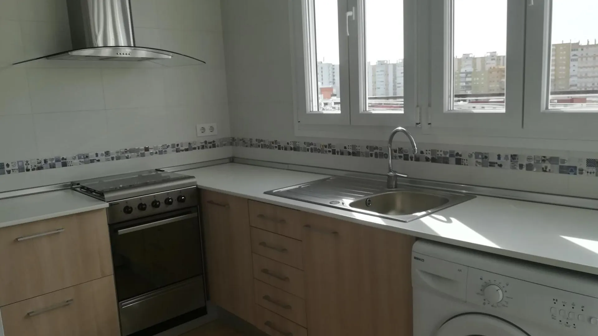 Bay Home 加的斯 公寓